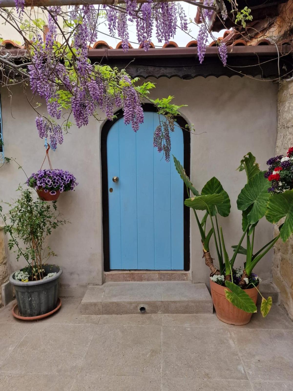 Kalimera A Lovely 1-Bedroom Rental With Ensuite And Kitchen Limasol Buitenkant foto